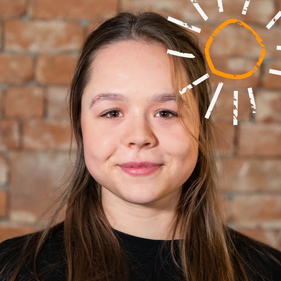 Lenas Bild wurde mit einer Sonne (Illustration) ergänzt.