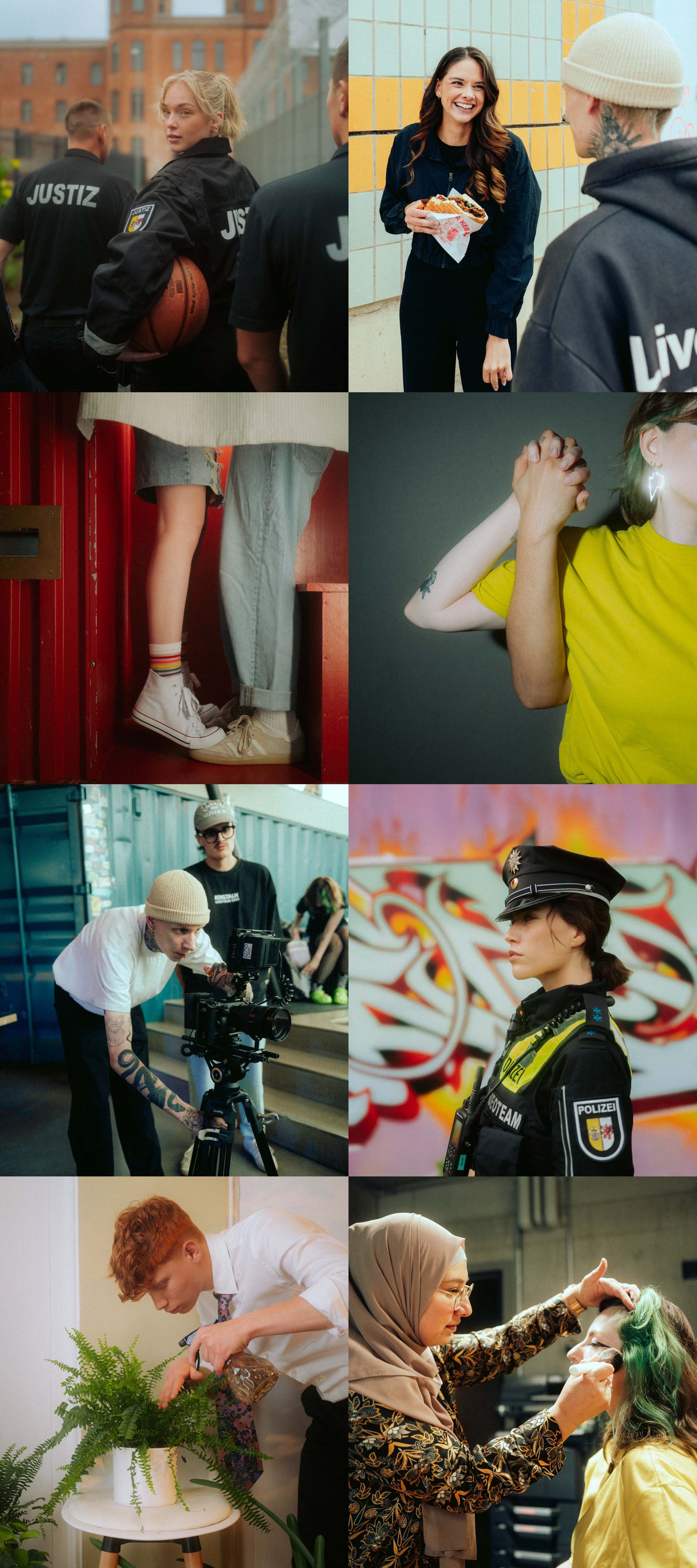 Collage aus acht Bildern, die verschiedene Berufe und Alltagssituationen darstellen: Justizbeamte mit Basketball im Gefängnishof, zwei lachende Menschen mit Fast Food, Paar in Jeans und Turnschuhen auf einer Treppe, Händchen haltendes Paar, Kamerateam bei der Arbeit, Polizistin vor Graffiti-Wand, junger Mann gießt Pflanzen, und eine Frau mit Kopftuch schminkt eine andere Frau. Die Bilder symbolisieren Vielfalt, Teamarbeit und verschiedene Karrierewege.