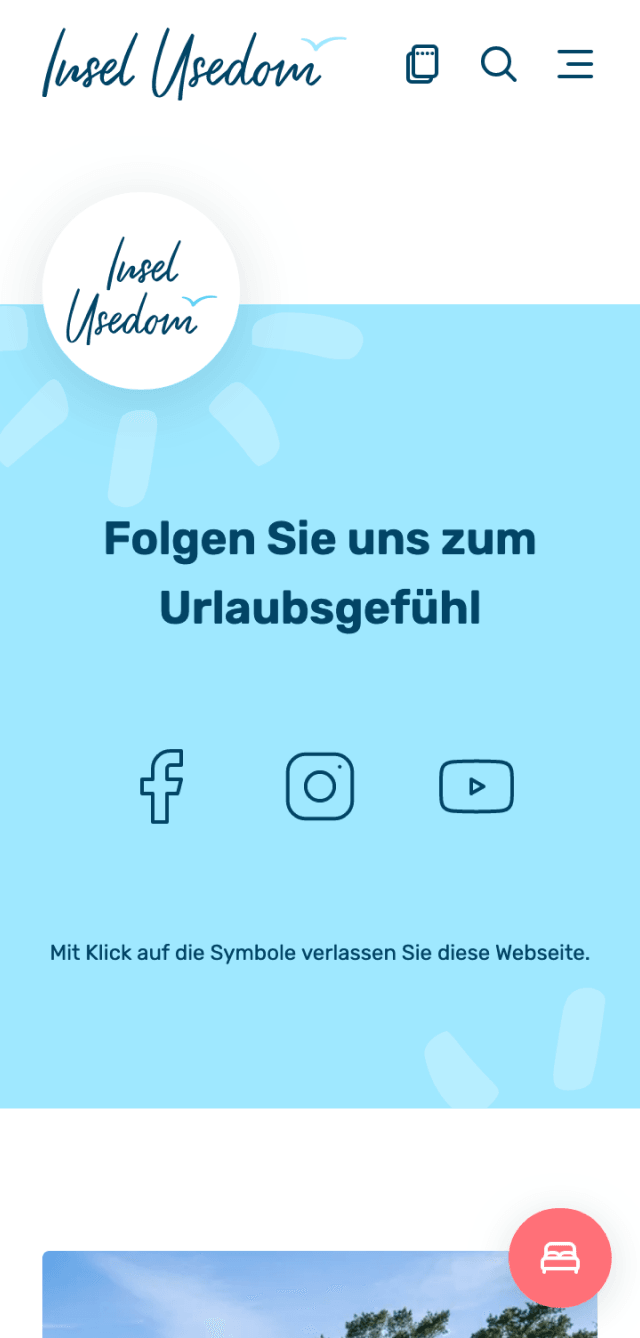 Website-Bereich von 'Insel Usedom' mit einer Aufforderung, das Urlaubsgefühl zu erleben, inklusive Social-Media-Icons für Facebook, Instagram und YouTube. Texthinweis: 'Mit Klick auf die Symbole verlassen Sie diese Webseite.'