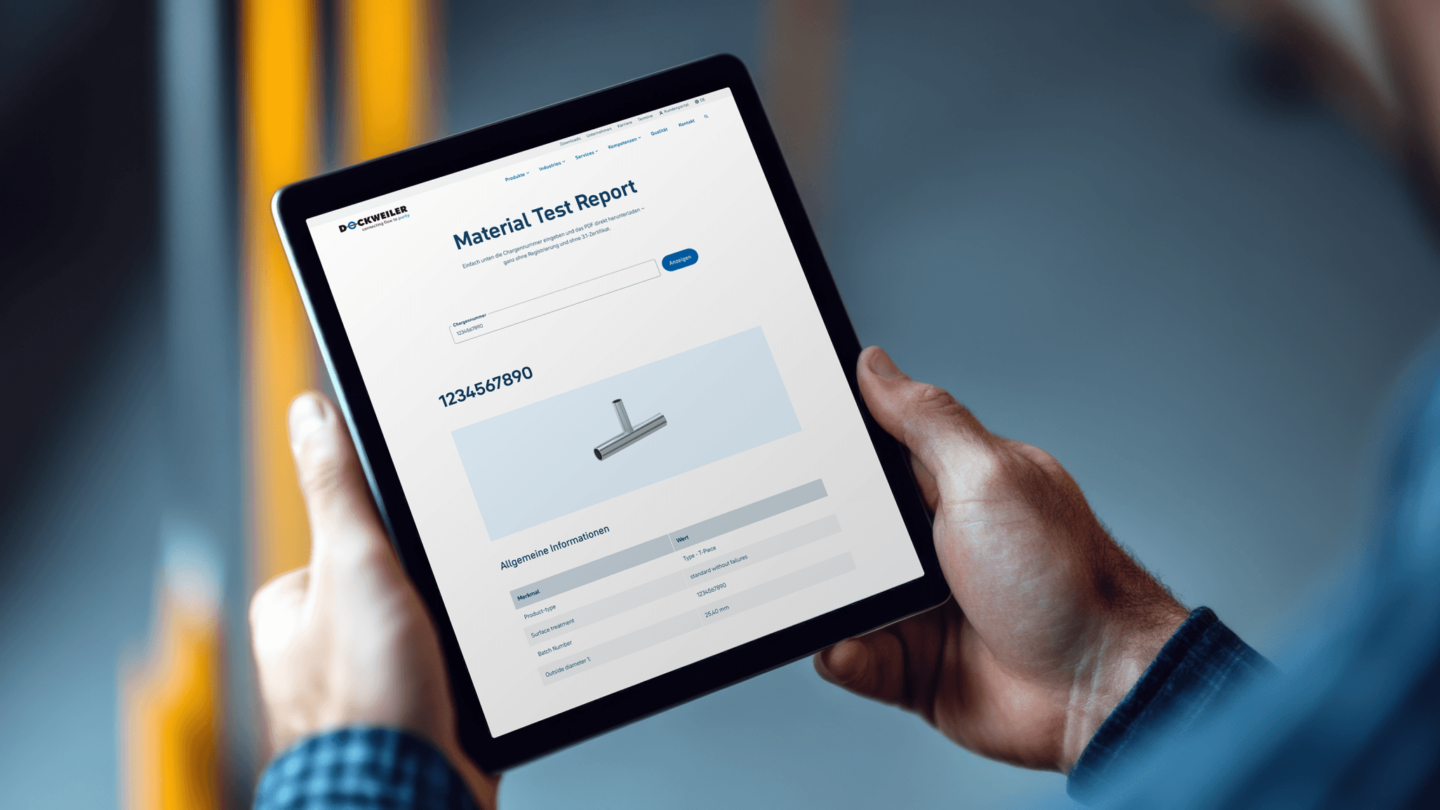 Dockweiler Webseite auf Tablet – Benutzer ruft digitalen Materialprüfbericht für Edelstahl-Rohrkomponente durch Chargennummer-Abfrage auf; Anzeige technischer Daten und Produktvisualisierung. (Mock-Up von Adobe Stock – #1397518259)